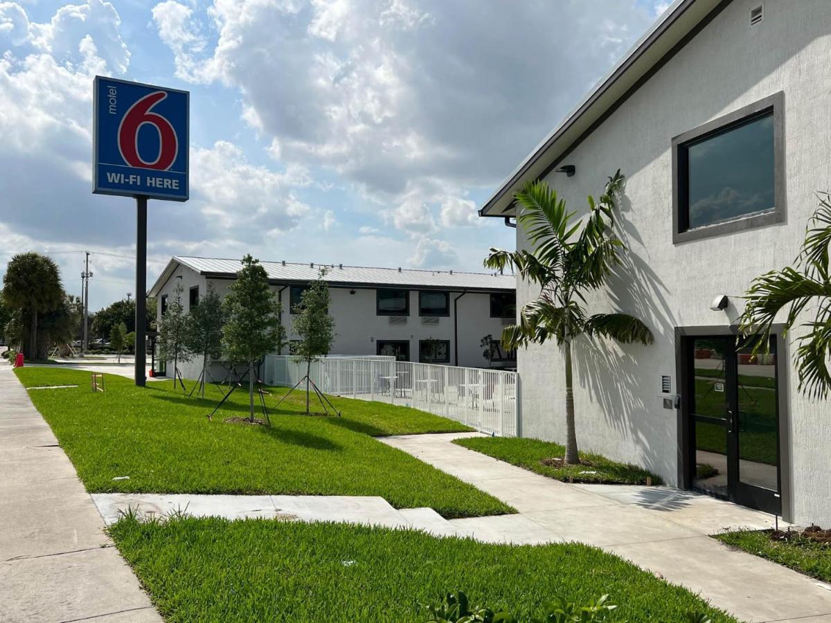 Motel 6-Fort Lauderdale, Fl Exterior foto
